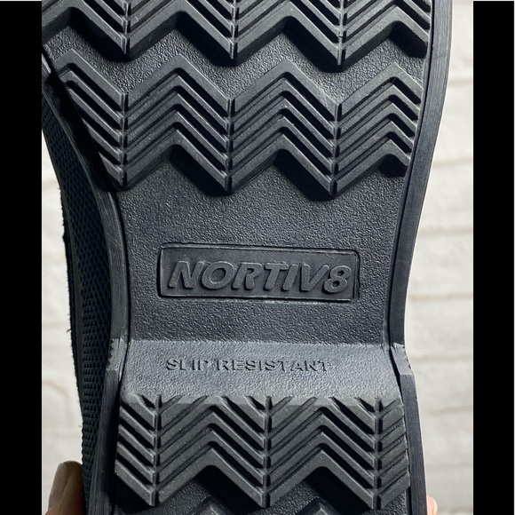 Nortiv8  thinsulate waterResistant winter boots size 10 main image 9